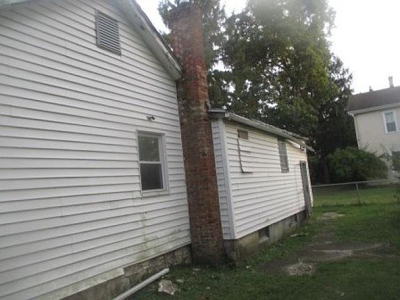 2nd image of 510 Morrison St