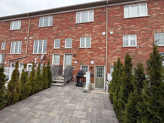 2nd image of 345 Caboto Trl