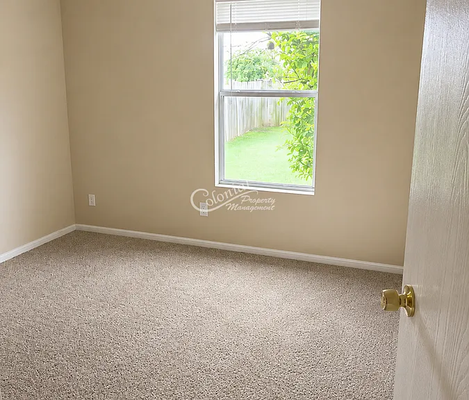 4306 Fieldcrest Dr — Photo 7