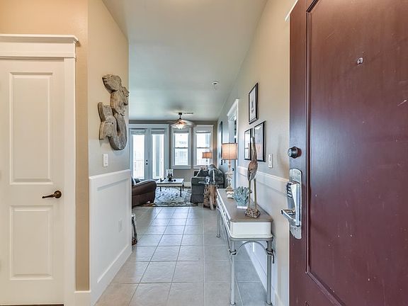 2nd image of 4231 Pointe West Dr Unit 202