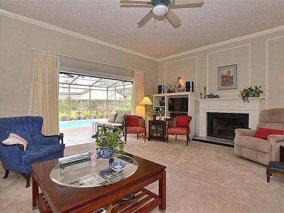 3rd image of 154 Dartmouth Ln