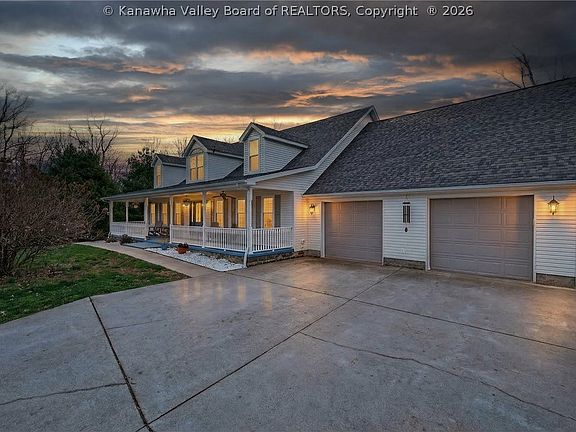 3rd image of 867 Young Hollow Rd