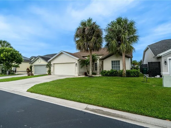 7712 Citrus Hill Ln, Naples, FL 34109