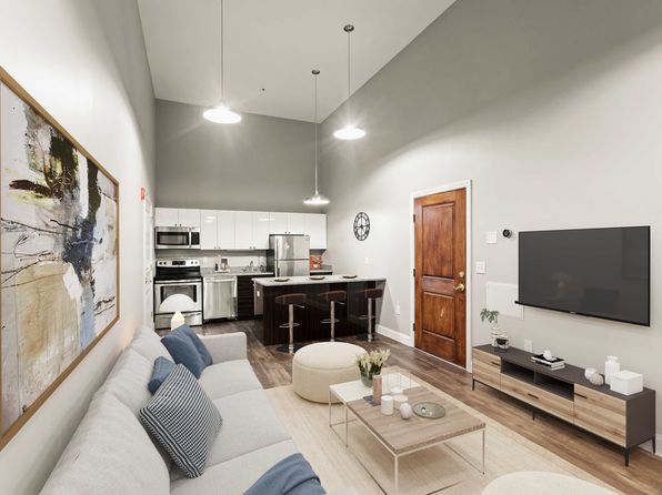 44 Winter St APT 303