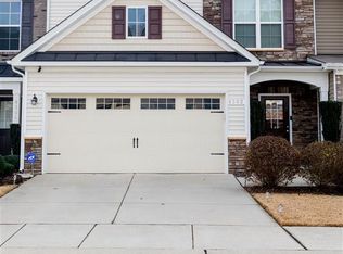 8302 Yaxley Hall Dr, Raleigh, NC 27616