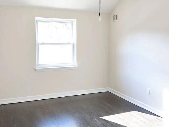 3rd image of 239-27 65th Ave