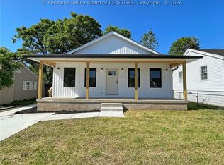 2922 29th St, Nitro, WV 25143