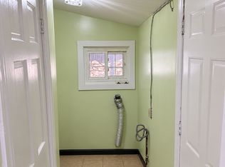 29 Maple St, Reading, PA 19602