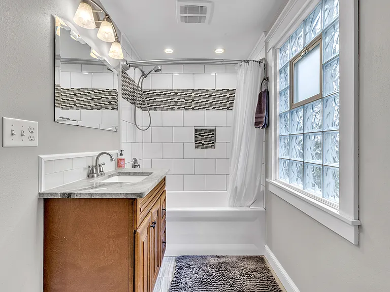 124 Oak Knolls Ave — Photo 22