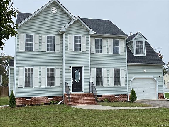 2nd image of 208 Green Hollow Ln
