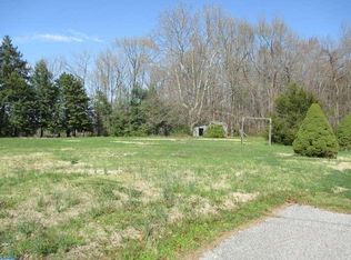 603 Cedar Crest Dr, Carneys Point, NJ 08069