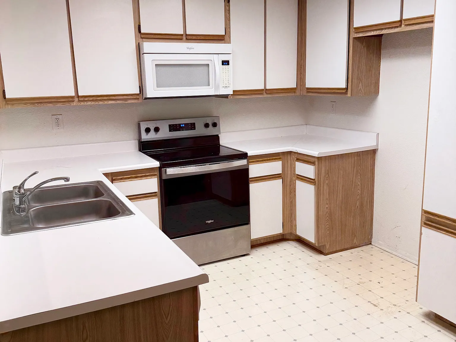 1 bed, 678 sqft, $2,795 — Photo 3
