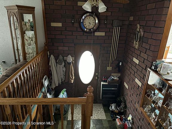 3rd image of 82 River St