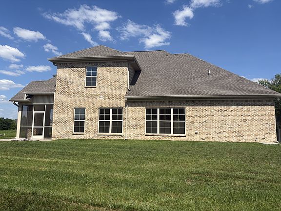4th image of 927 Licinius Ln
