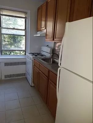 4th image of 41-15 45th St #2L