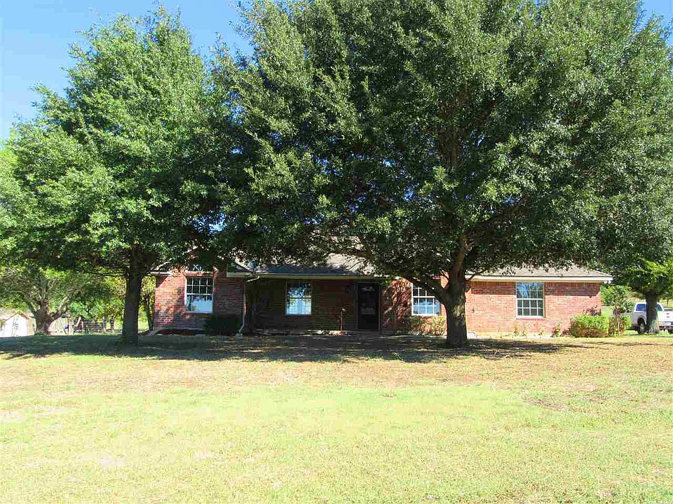 1st image of 208 Armadillo Dr