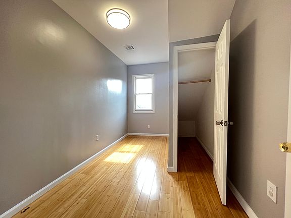5th image of 83 Chelsea Ave Floor 2