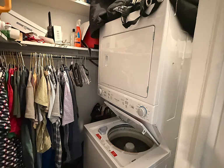 711 W Wellington Ave #2 — Photo 7