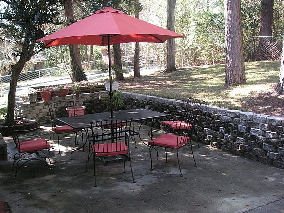 5th image of 2302 Spoonwood Dr