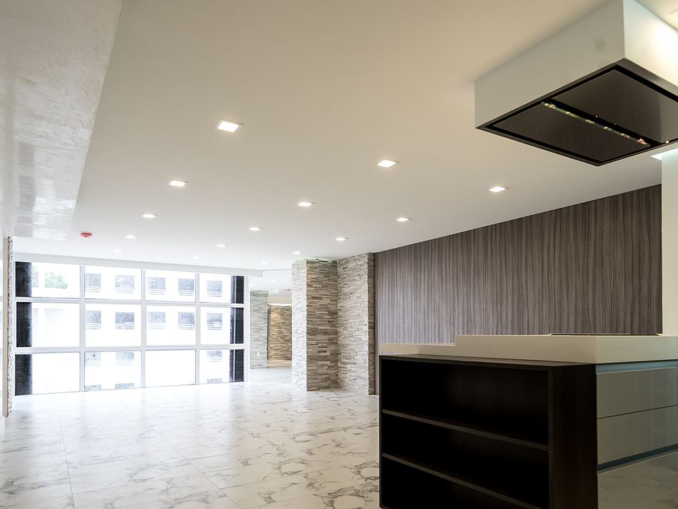 1st image of 6423 Collins Ave APT 609