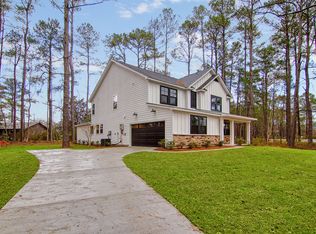 198 Huntington Rd, Summerville, SC 29483