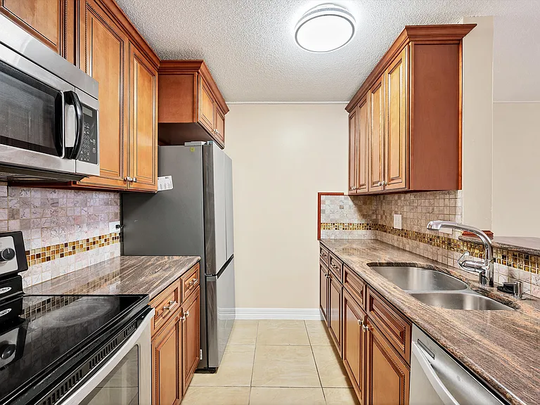 2281 S Vaughn Way #301 — Photo 3