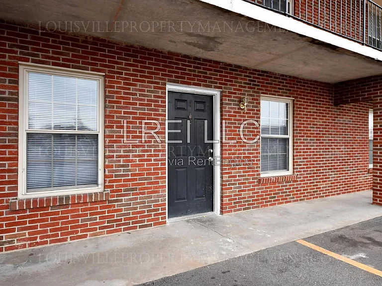 160 W Blue Lick Rd #4 — Photo 8