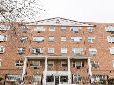 5920 N Kenmore Ave APT 501, Chicago, IL, 60660