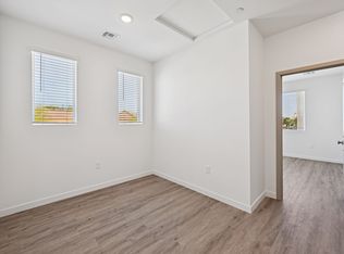 2121 E Voltaire Ave, Phoenix, AZ 85022