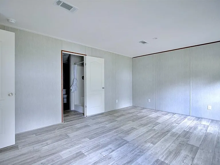 8595 NW 13th Ct — Photo 22