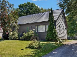 7 New York Street, Millinocket, ME 04462