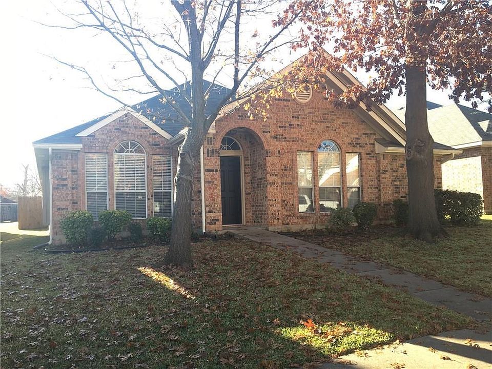 1st image of 109 Couch Ln