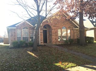 109 Couch Ln, Cedar Hill, TX 75104