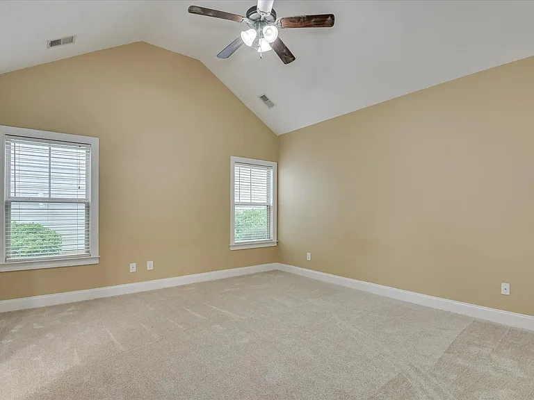 621 Shipley Ave — Photo 19