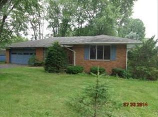 522 S Western Heights Loop, Monticello, IN 47960