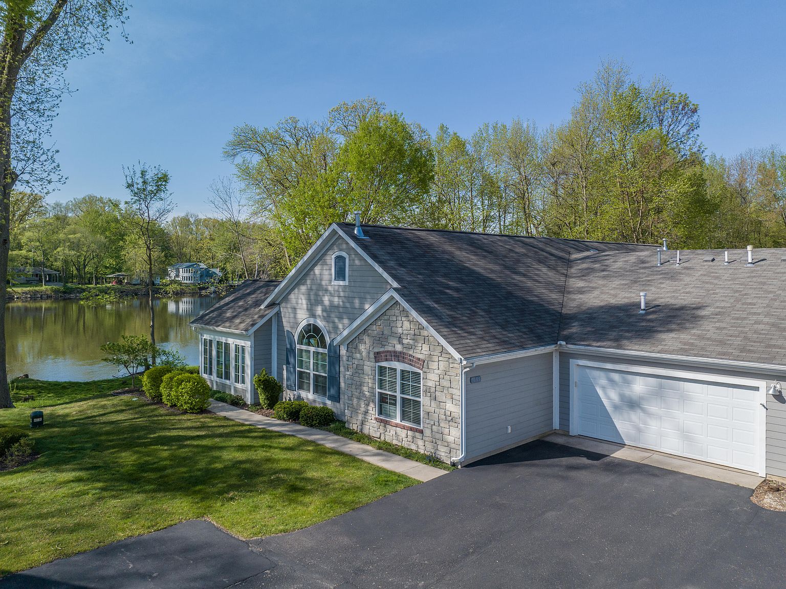 3088 Riverview Ln, Benton Harbor, MI 49022 MLS 23015458 Zillow