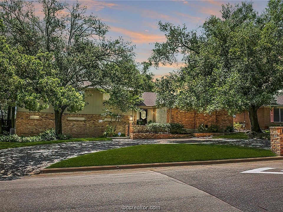 1st image of 2008 Quail Hollow Dr