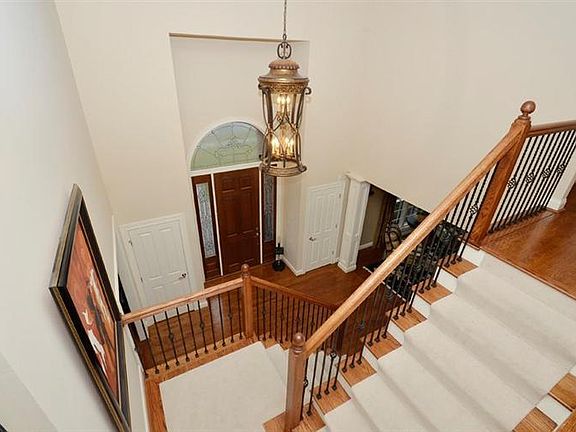 2nd image of 1003 River Forest Dr