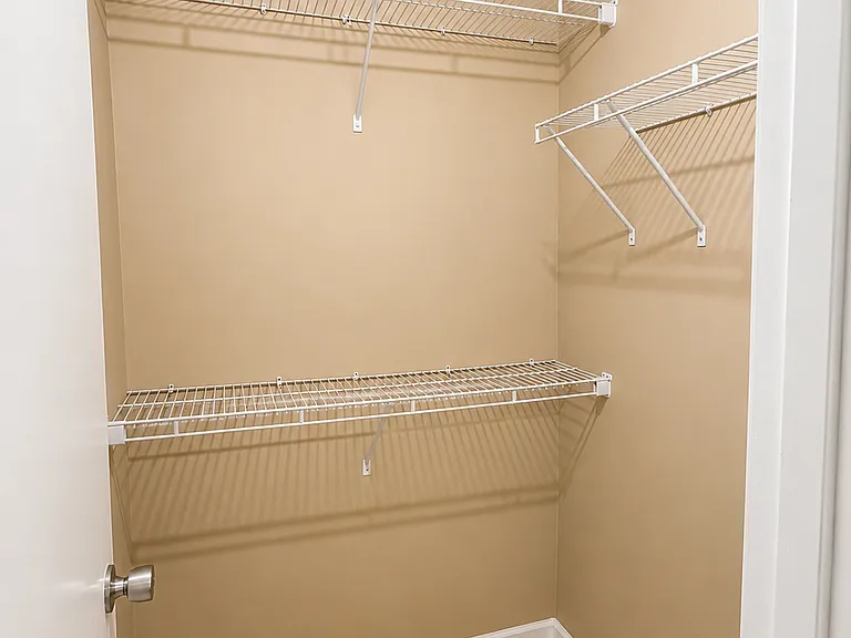 1710 Underwood Dr SE — Photo 6