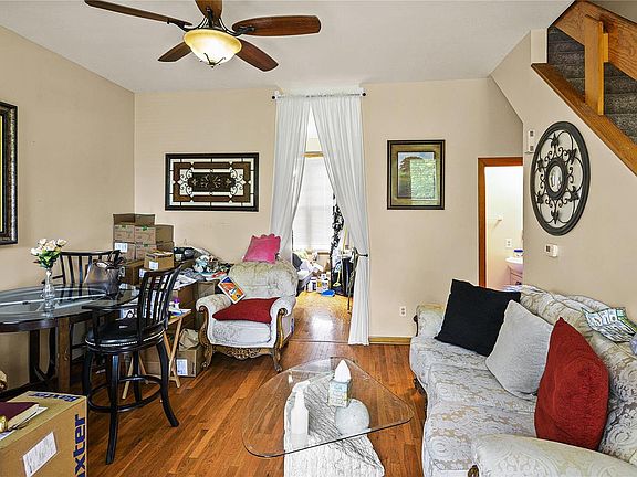 5th image of 2718 Park Ave