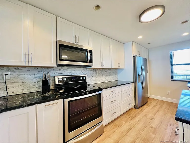 10044 S Ocean Dr #1005 — Photo 9