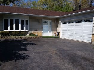 530 Forest Way, Bolingbrook, IL 60440