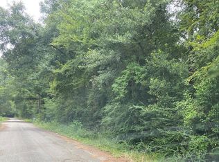 Ross Ave, Shepherd, TX 77371