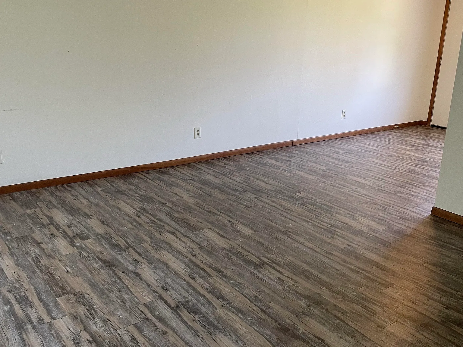 2 bed, $1,025 — Photo 3