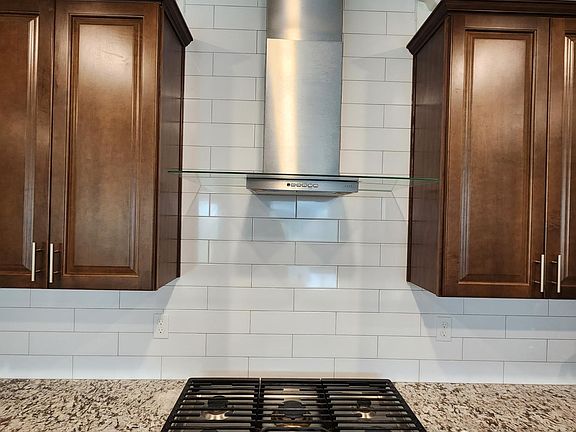 3rd image of 3707 Nuestra Ave