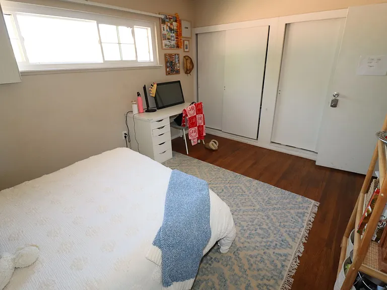 1054 N Grand St — Photo 13