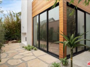 1033 1/2 Grant St, Santa Monica, CA 90405