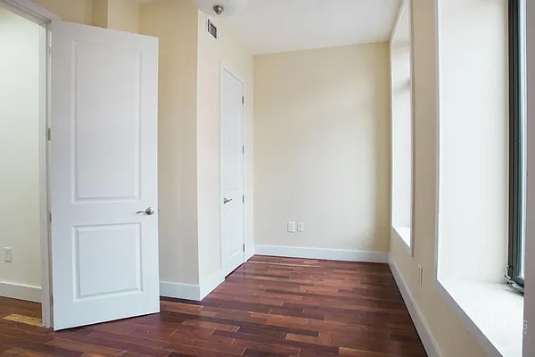 Rented by Blue Egg Realty Corp | media 38