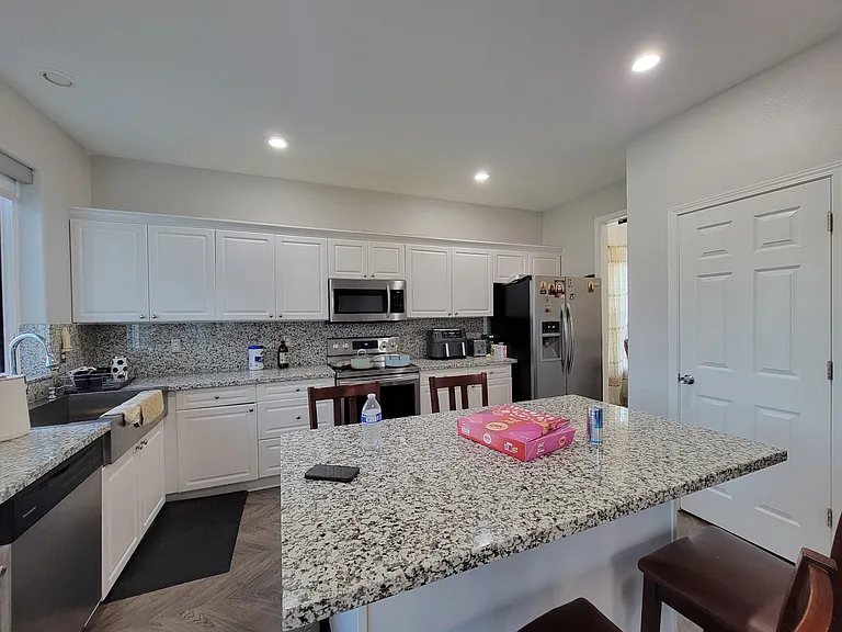 2894 SE Hale Way — Photo 18
