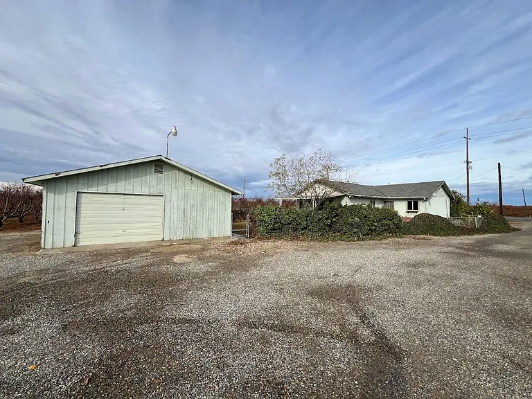 16109 E Manning Ave — Photo 4